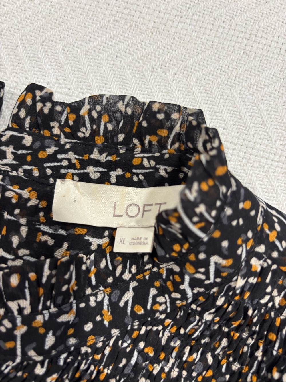 LOFT Black Multi Smocked Ruffle Long-Sleeve Blouse - Picture 4 of 8